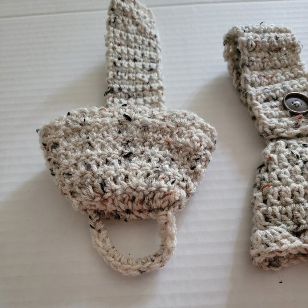 Hand towel holders - Picture 2 of 2